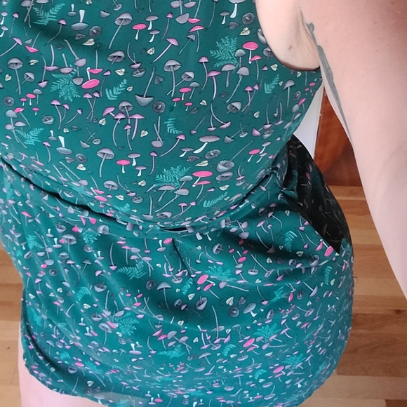 The CUTEST mushroom 🍄 dress - Picture 3 of 7